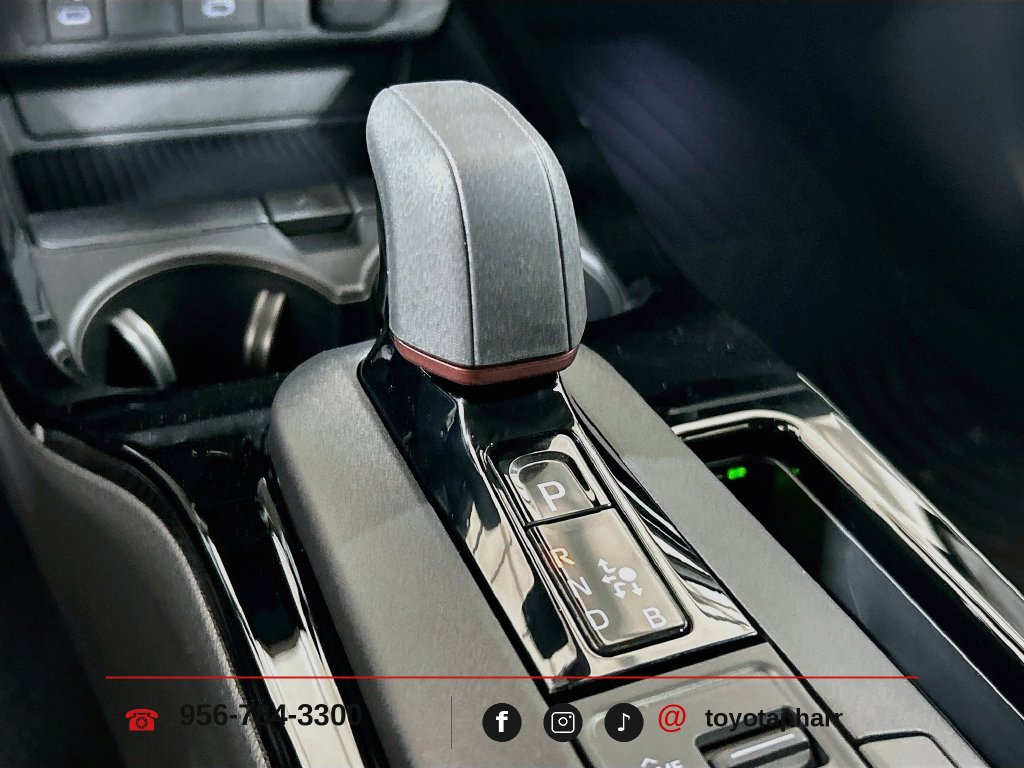 New 2027 Toyota Prius Plug-In Hybrid FWD image 15