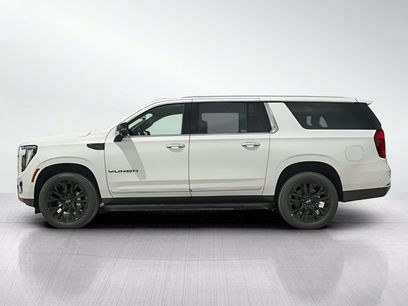 New 2026 GMC Yukon XL Elevation w/ LPO, Elevation Black Package