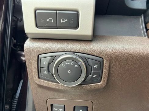 Used 2018 Ford F150 King Ranch AWD/4WD image 30