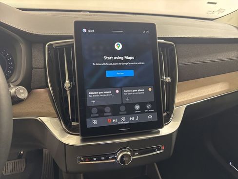 New 2026 Volvo XC90 B6 Plus w/ Protection Package Premier image 13