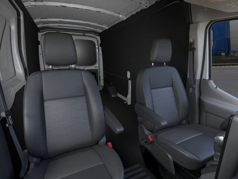 New 2026 Ford Transit 250 148 Medium Roof w/ Load Area Protection Package RWD image 10