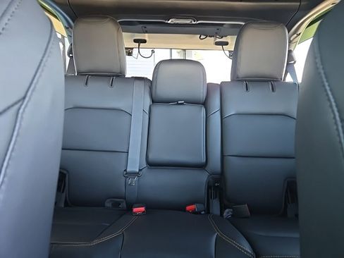 New 2026 Jeep Wrangler Sahara AWD/4WD image 33