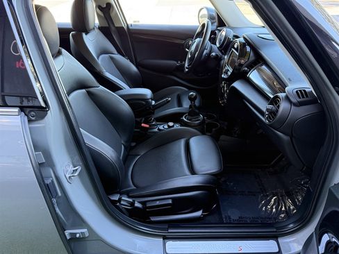 Used 2016 MINI Cooper S image 16
