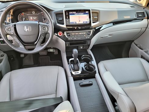 Certified 2018 Honda Ridgeline RTL-E image 12