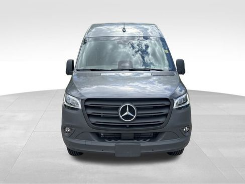 New 2025 Mercedes-Benz Sprinter 2500 image 8