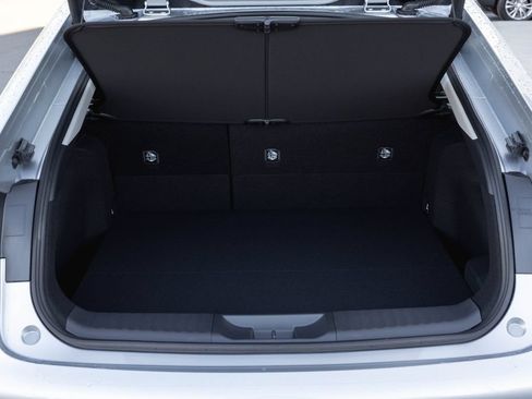 New 2027 Toyota Prius Limited w/ Limited Premium Package FWD image 7