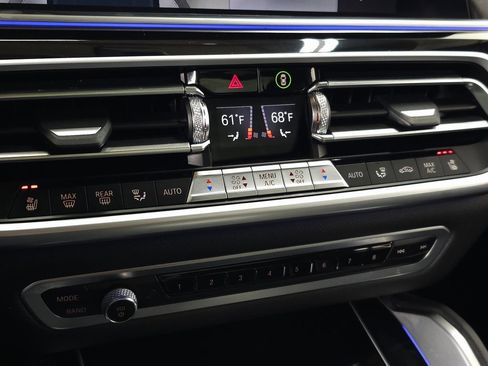 Used 2021 BMW X6 M50i w/ Executive Package image 37