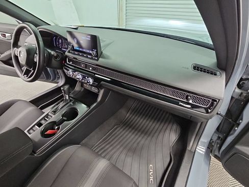 Used 2023 Honda Civic Sport image 33