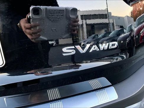 Used 2023 Nissan Rogue SV image 23