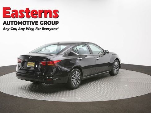 Used 2024 Nissan Altima 2.5 SV FWD image 41