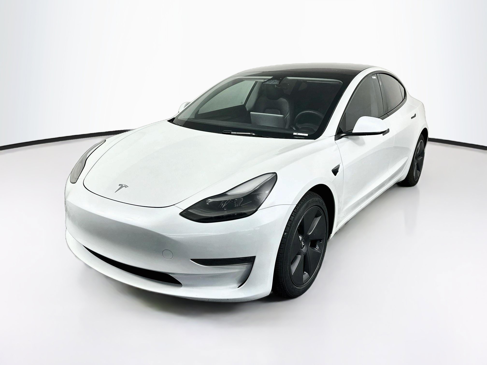 Used 2023 Tesla Model 3 Standard Range RWD image 3