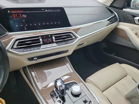 Used 2020 BMW X7 xDrive40i w/ Premium Package image 19
