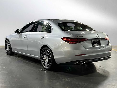 Used 2025 Mercedes-Benz C 300 4MATIC Sedan image 5