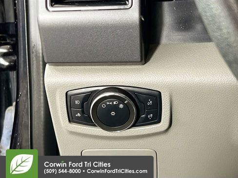 Used 2020 Ford F150 XLT image 16