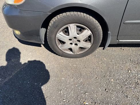 Used 2007 Toyota Corolla LE FWD image 19