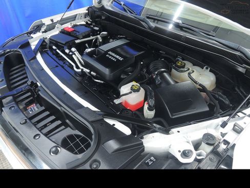 Used 2023 Chevrolet Suburban High Country w/ Advanced Technology Package image 54