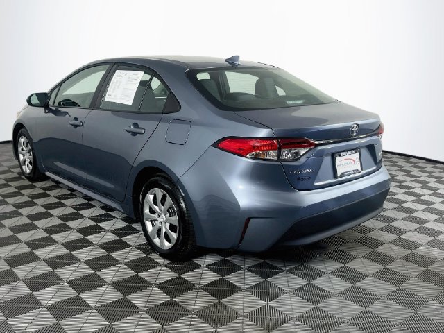 Used 2025 Toyota Corolla LE w/ Convenience Package FWD image 6