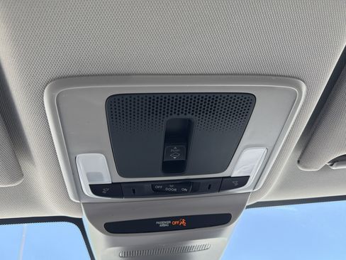 New 2026 Honda HR-V EX-L image 26