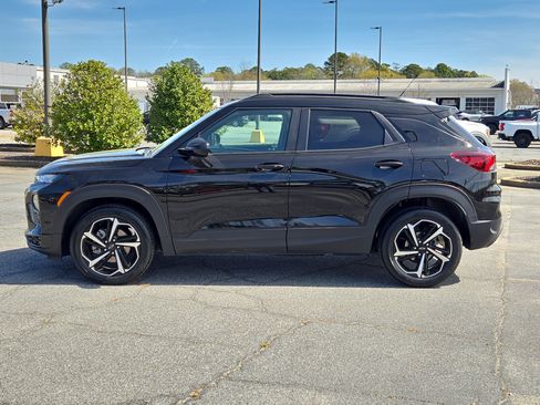 Used 2023 Chevrolet TrailBlazer RS image 14
