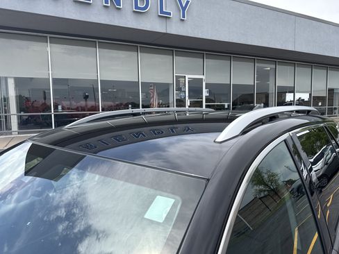 Used 2024 GMC Terrain SLT FWD image 20