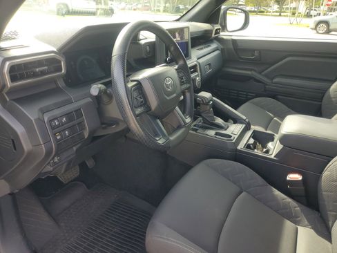 Used 2025 Toyota Tacoma SR image 15