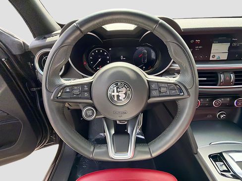 Used 2024 Alfa Romeo Stelvio Ti w/ Performance Driving Package AWD/4WD image 40