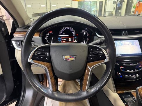 Used 2019 Cadillac XTS Luxury FWD image 22