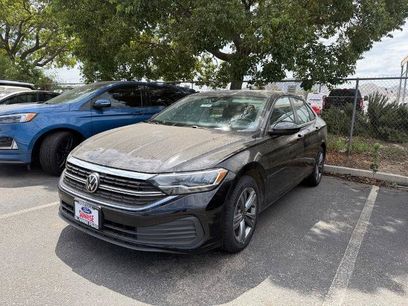 Used 2024 Volkswagen Jetta SE