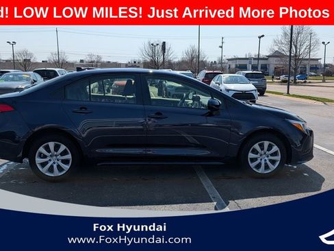 Used 2025 Toyota Corolla LE FWD image 4