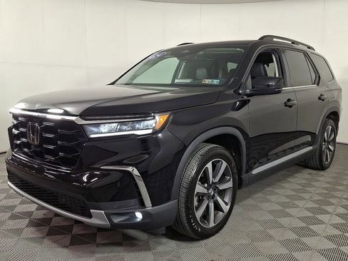 Used 2024 Honda Pilot Touring image 6
