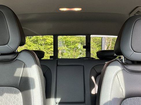 Used 2017 Chevrolet Colorado Z71 image 14