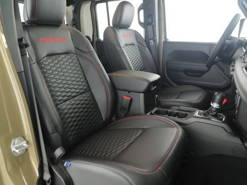 New 2025 Jeep Gladiator Rubicon w/ Safety Group image 21