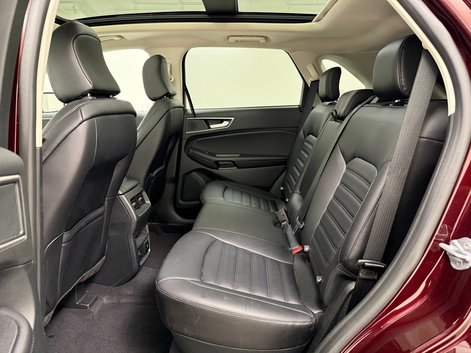 Used 2024 Ford Edge SEL w/ Convenience Package AWD/4WD image 22