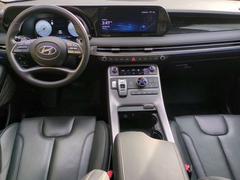 Used 2025 Hyundai Palisade Calligraphy image 15