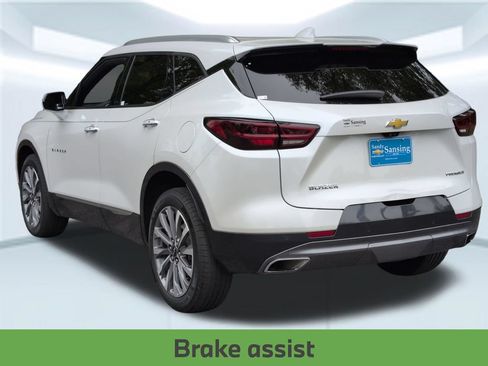 Used 2023 Chevrolet Blazer Premier w/ Driver Confidence II Package FWD image 4