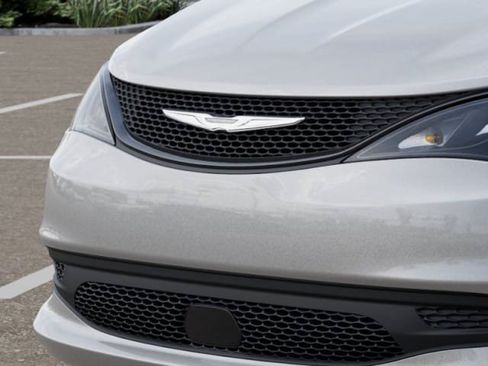 New 2026 Chrysler Voyager LX FWD image 11