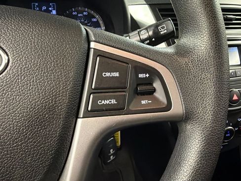 Used 2016 Hyundai Accent SE FWD image 13
