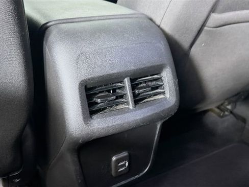 Used 2020 Chevrolet Equinox LS w/ LS Convenience Package image 27