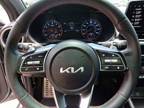 Used 2023 Kia Forte GT FWD image 25