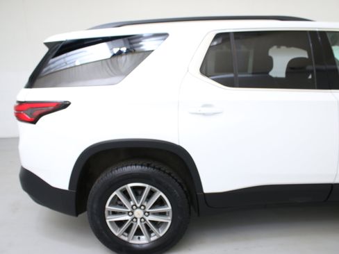 Used 2023 Chevrolet Traverse LT w/ LPO, Floor Liner Package AWD/4WD image 10