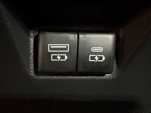 Used 2026 Toyota Camry SE FWD image 11