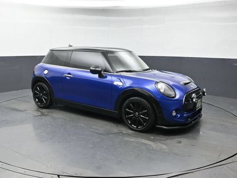 Used 2019 MINI Cooper S FWD image 8