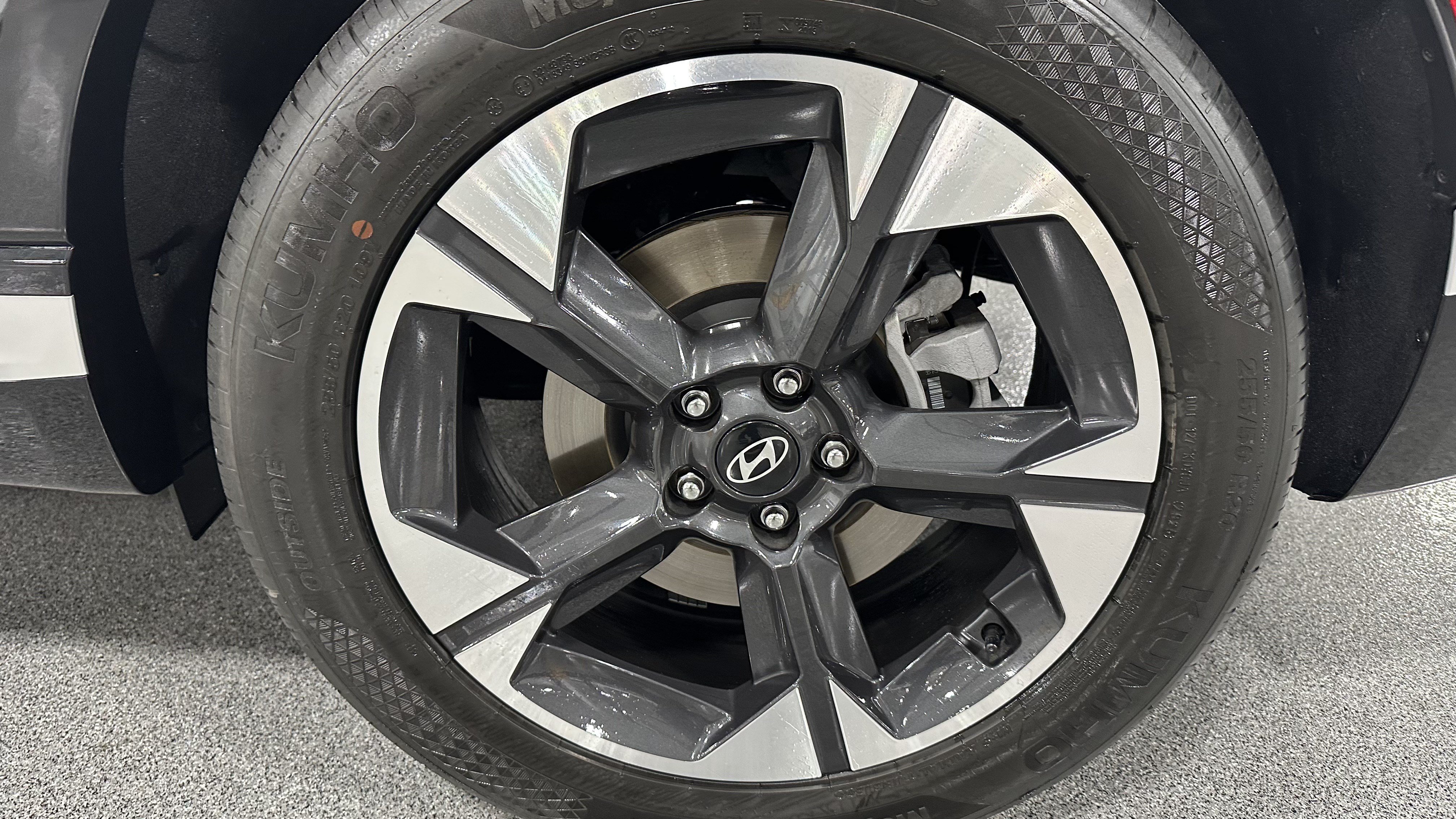 Used 2026 Hyundai Palisade Limited FWD image 13