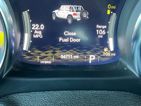 Used 2021 Jeep Wrangler Unlimited Sahara image 30