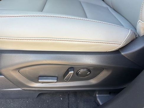 New 2026 Ford Explorer Active w/ Active Comfort Package AWD/4WD image 11