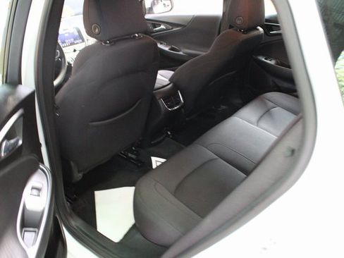 Used 2022 Chevrolet Malibu LT image 17