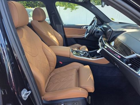 Certified 2024 BMW X5 xDrive40i w/ M Sport Package AWD/4WD image 28