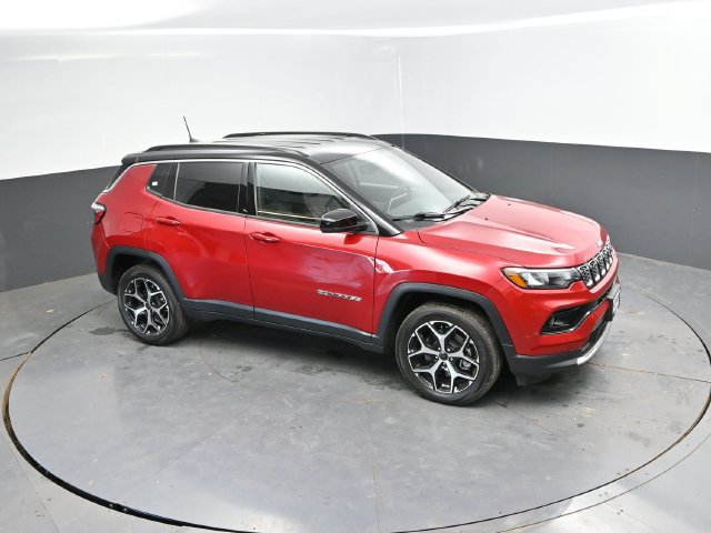 Used 2026 Jeep Compass Limited w/ Mopar All Weather Package AWD/4WD image 35