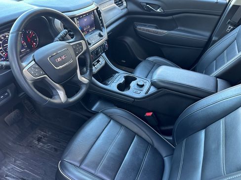 Used 2023 GMC Acadia Denali w/ Black Diamond Edition image 11