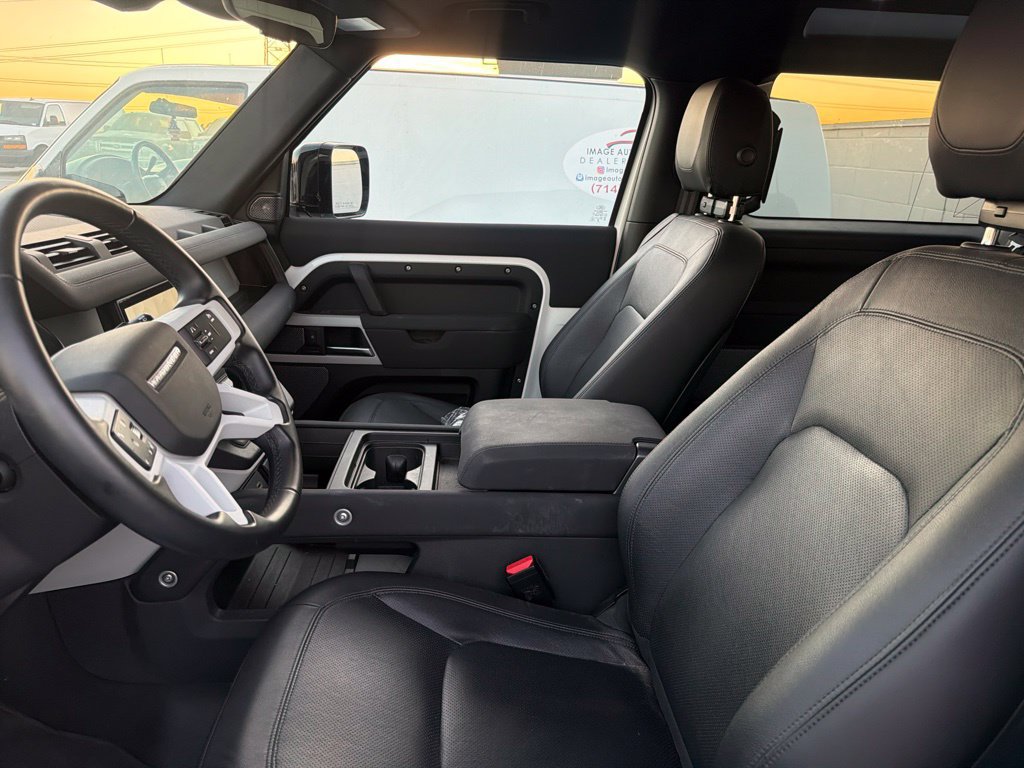 Used 2023 Land Rover Defender 90 S AWD/4WD image 7